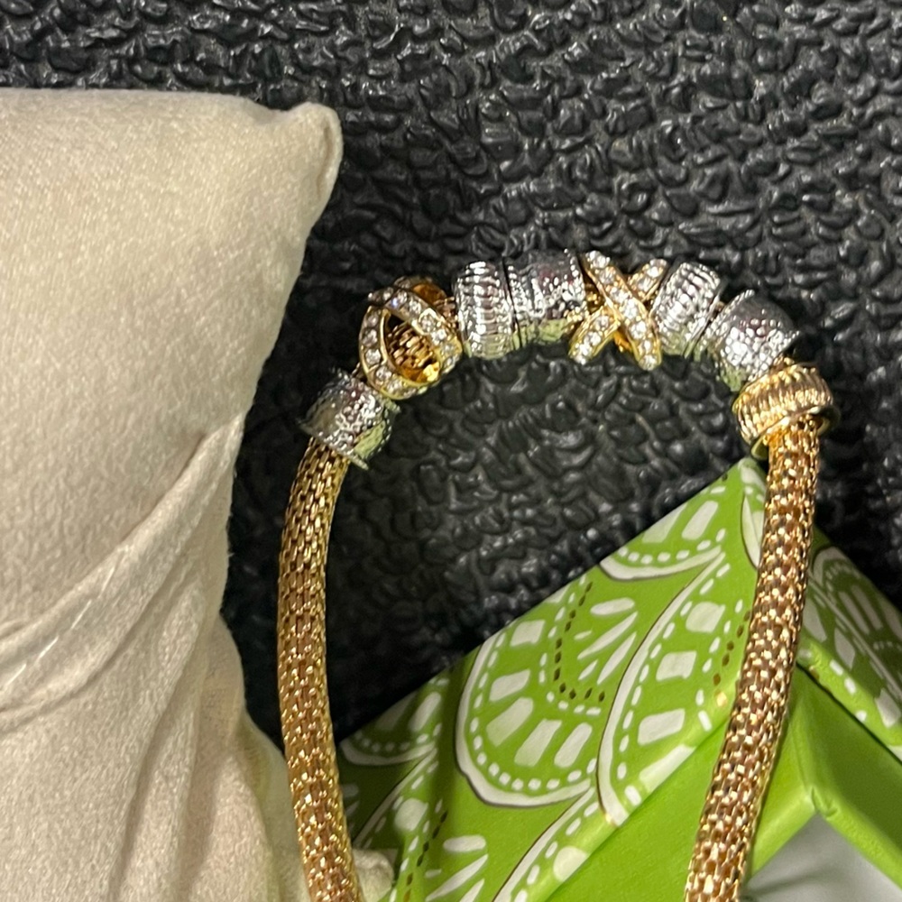 NWT ⚜️💖⚜️ House of Harlow 1960 gorgeous golden and silver tone bracelet - Picture 12 of 15